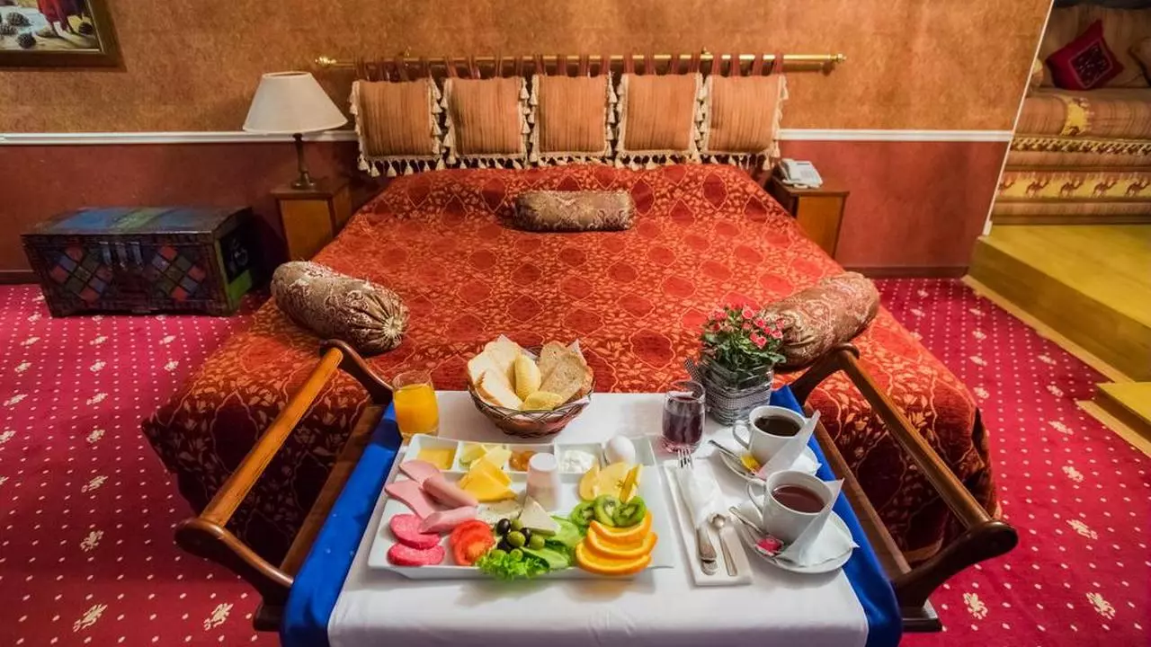 CASPIANPALACE_SHABAVIZ (8).jpg